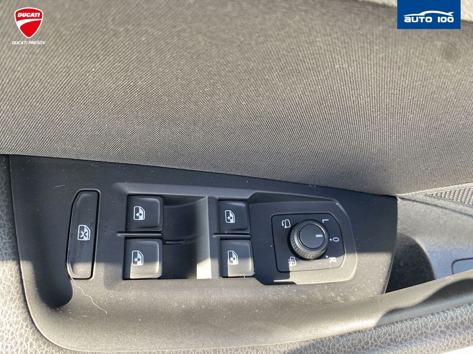 Volkswagen Passat Variant R-line 2.0 TDI 110kw MT6