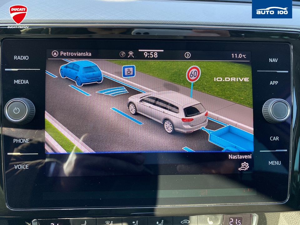 Volkswagen Passat Variant R-line 2.0 TDI 110kw MT6