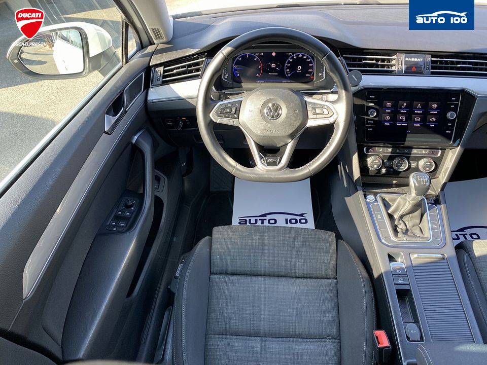 Volkswagen Passat Variant R-line 2.0 TDI 110kw MT6