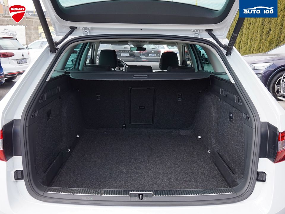 Škoda Superb Estate Ambition 2.0 TDI 110kW DSG-7