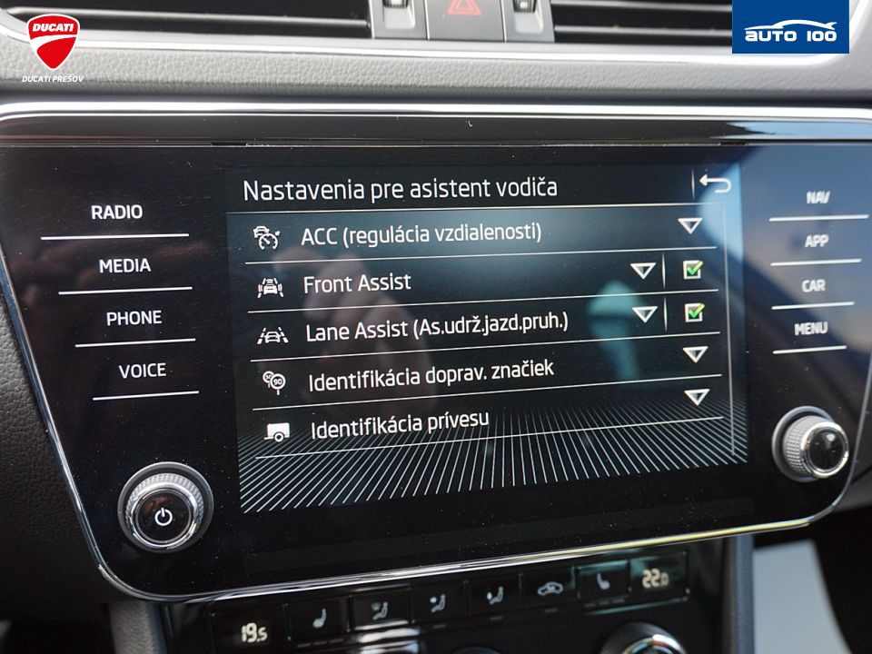 Škoda Superb Estate Ambition 2.0 TDI 110kW DSG-7