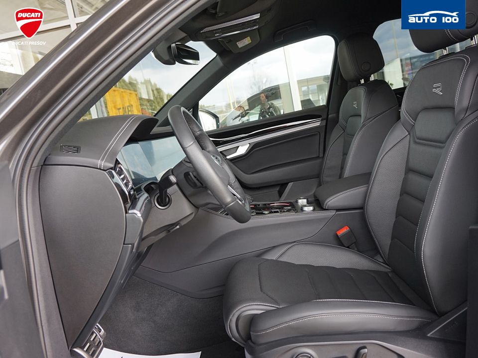 Volkswagen Touareg R-Line 4Motion 3.0 TDI SCR 170kW 8-speed Tiptronic