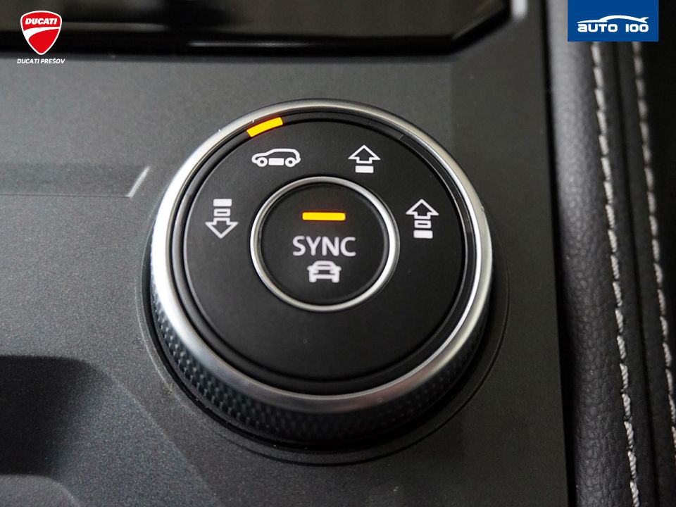 Volkswagen Touareg R-Line 4Motion 3.0 TDI SCR 170kW 8-speed Tiptronic