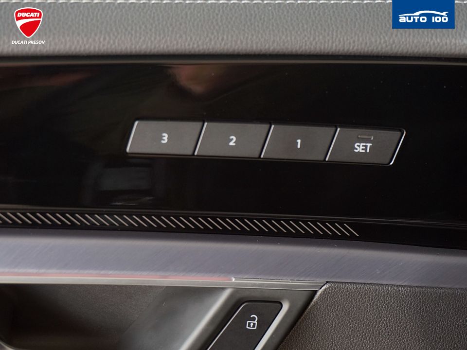 Volkswagen Touareg R-Line 4Motion 3.0 TDI SCR 170kW 8-speed Tiptronic