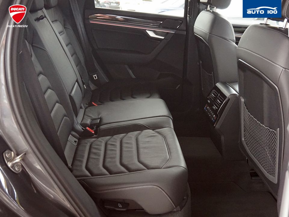 Volkswagen Touareg R-Line 4Motion 3.0 TDI SCR 170kW 8-speed Tiptronic