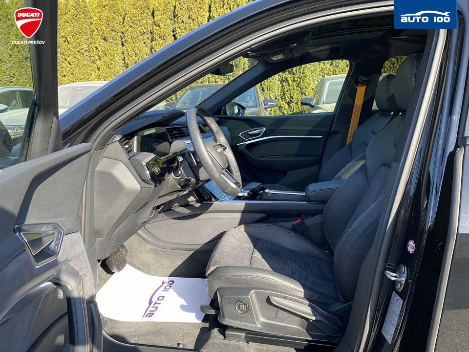 Audi E-tron Sportback S line quattro 55 300kW