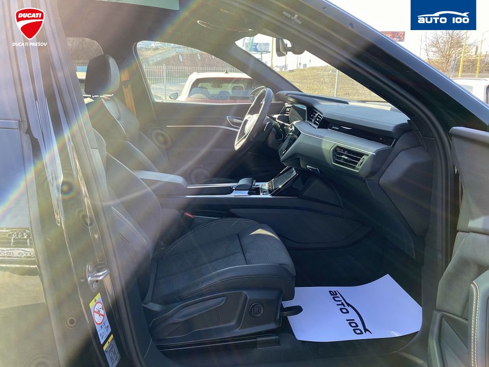Audi E-tron Sportback S line quattro 55 300kW