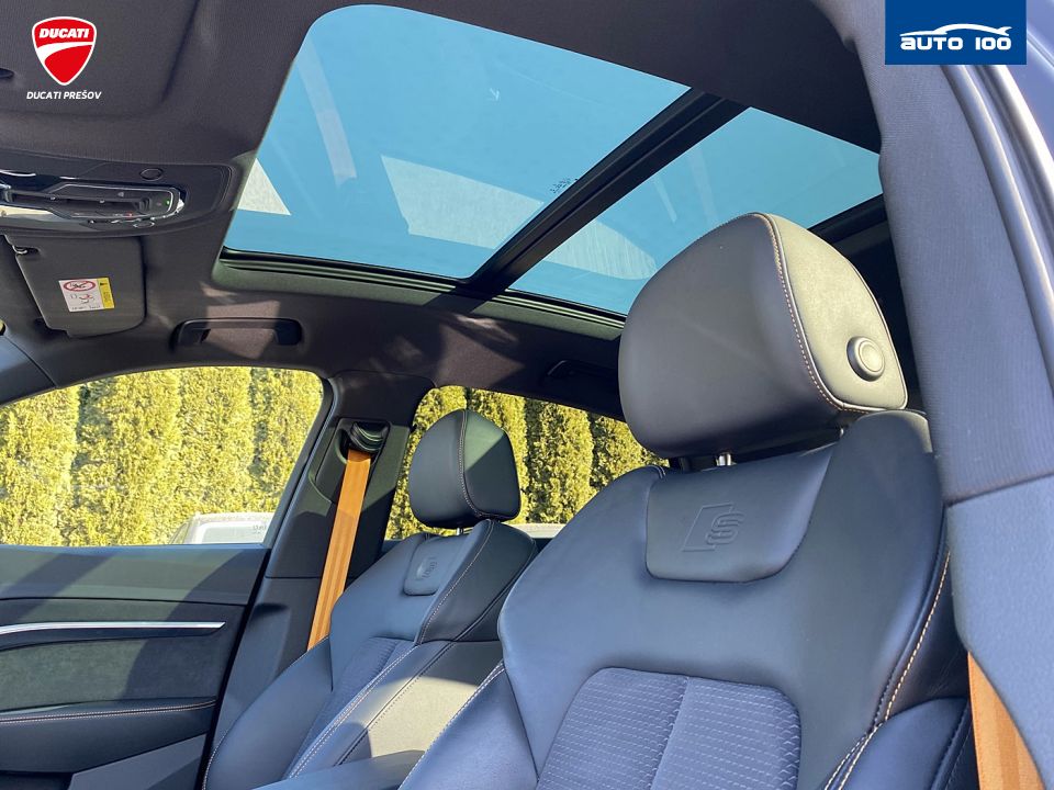 Audi E-tron Sportback S line quattro 55 300kW