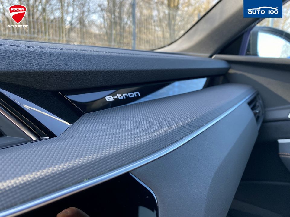 Audi E-tron Sportback S line quattro 55 300kW