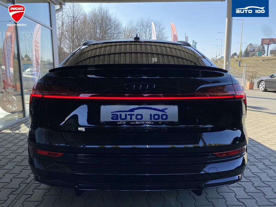 Audi E-tron Sportback S line quattro 55 300kW