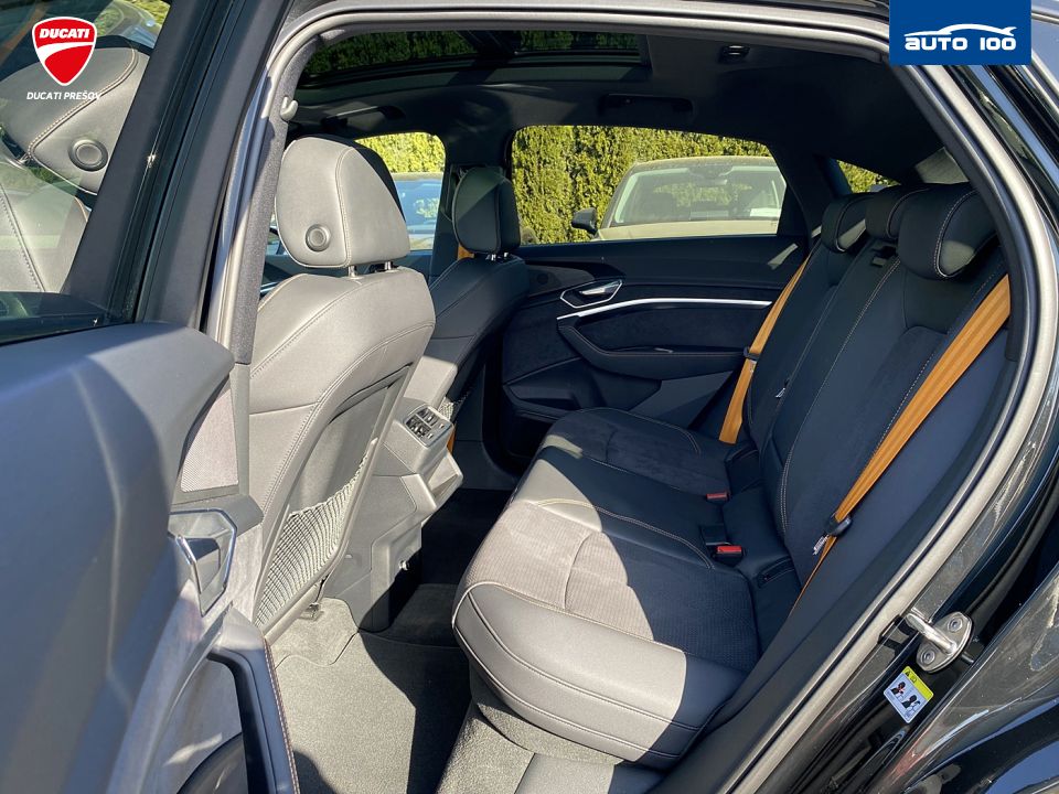 Audi E-tron Sportback S line quattro 55 300kW