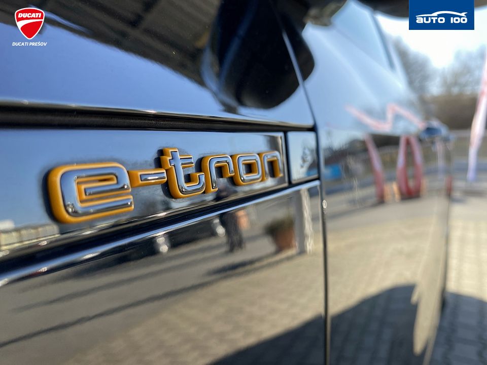 Audi E-tron Sportback S line quattro 55 300kW