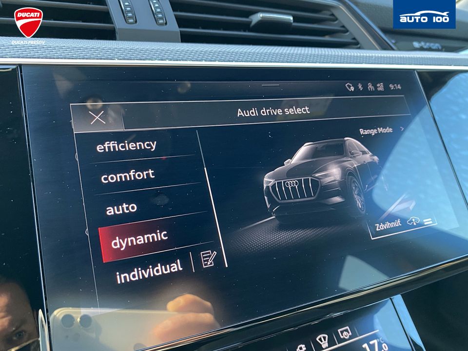 Audi E-tron Sportback S line quattro 55 300kW