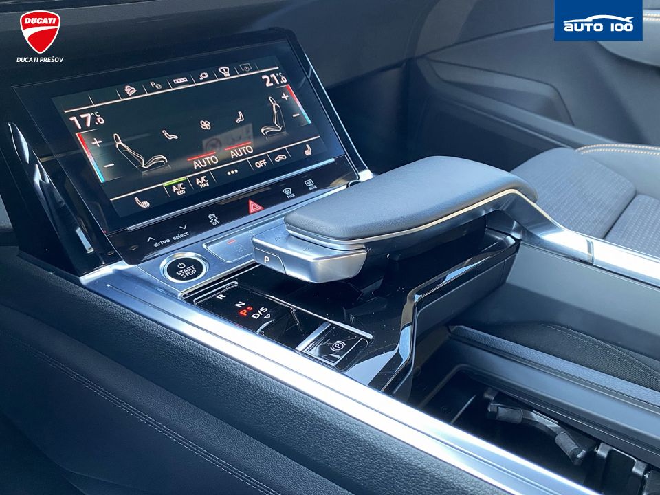 Audi E-tron Sportback S line quattro 55 300kW