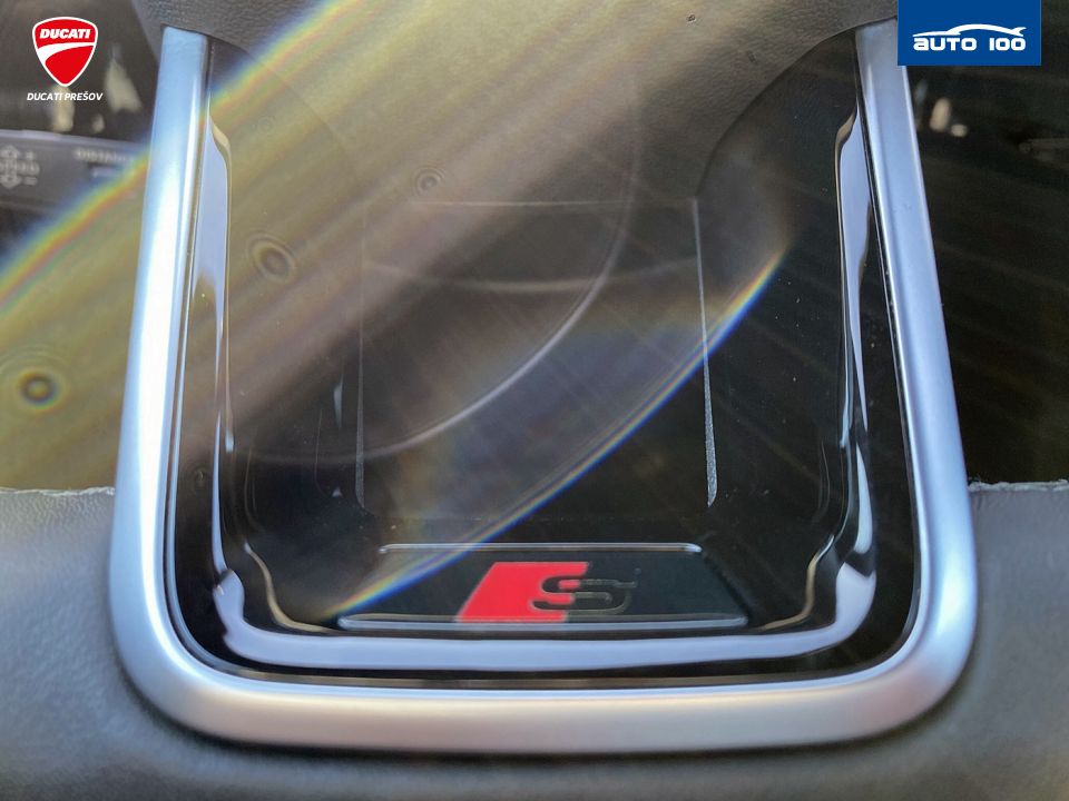 Audi E-tron Sportback S line quattro 55 300kW