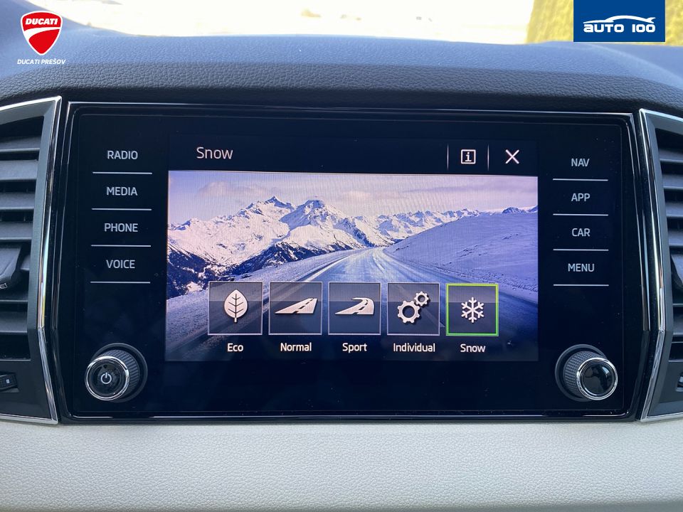 Škoda Karoq  2.0 TDI 110kW 4x4 6MT