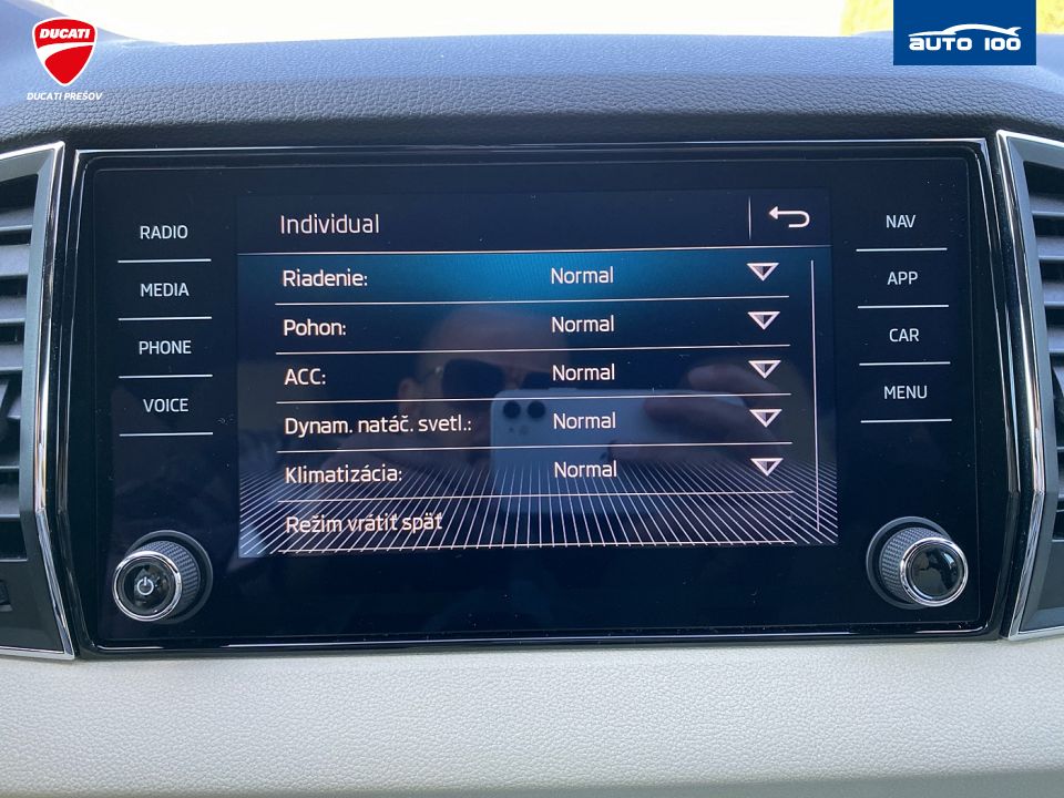 Škoda Karoq  2.0 TDI 110kW 4x4 6MT