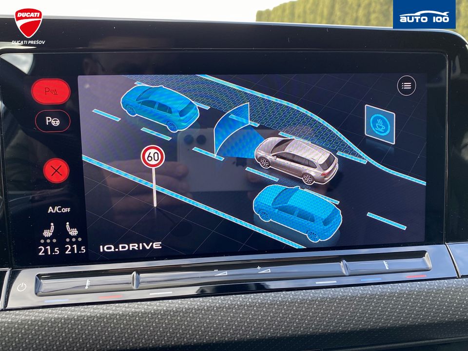 Volkswagen Golf Variant R-Line 2.0 TDI SCR 110kW 7-speed DSG