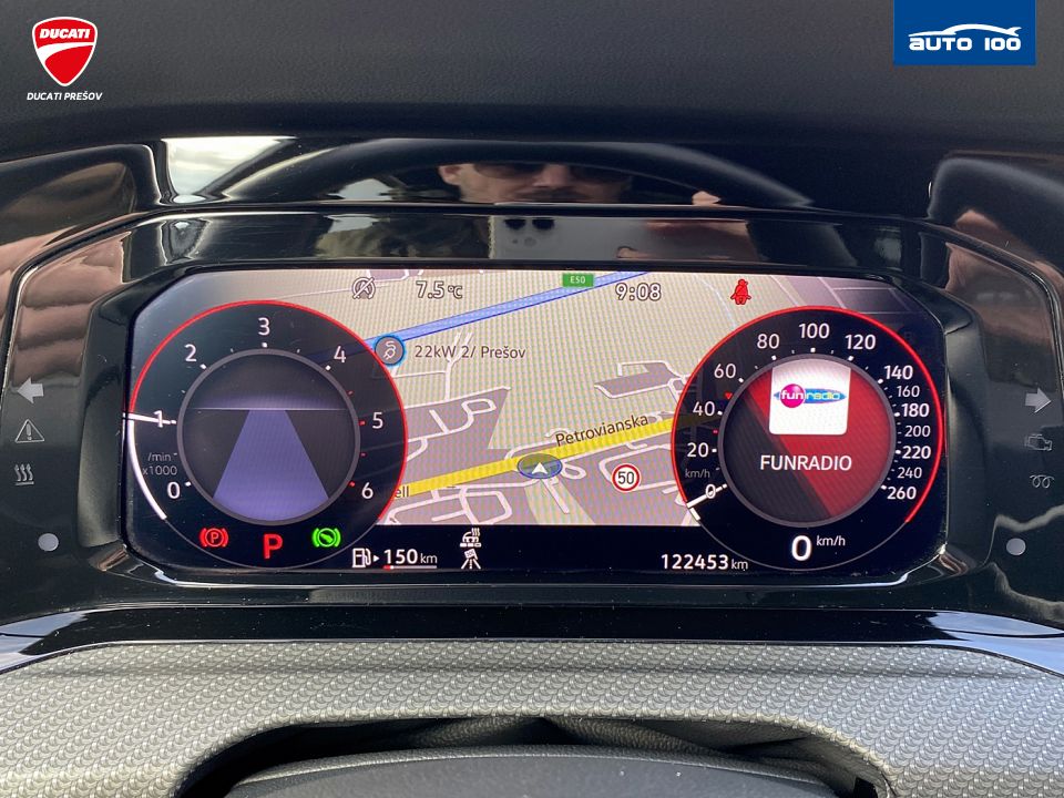 Volkswagen Golf Variant R-Line 2.0 TDI SCR 110kW 7-speed DSG