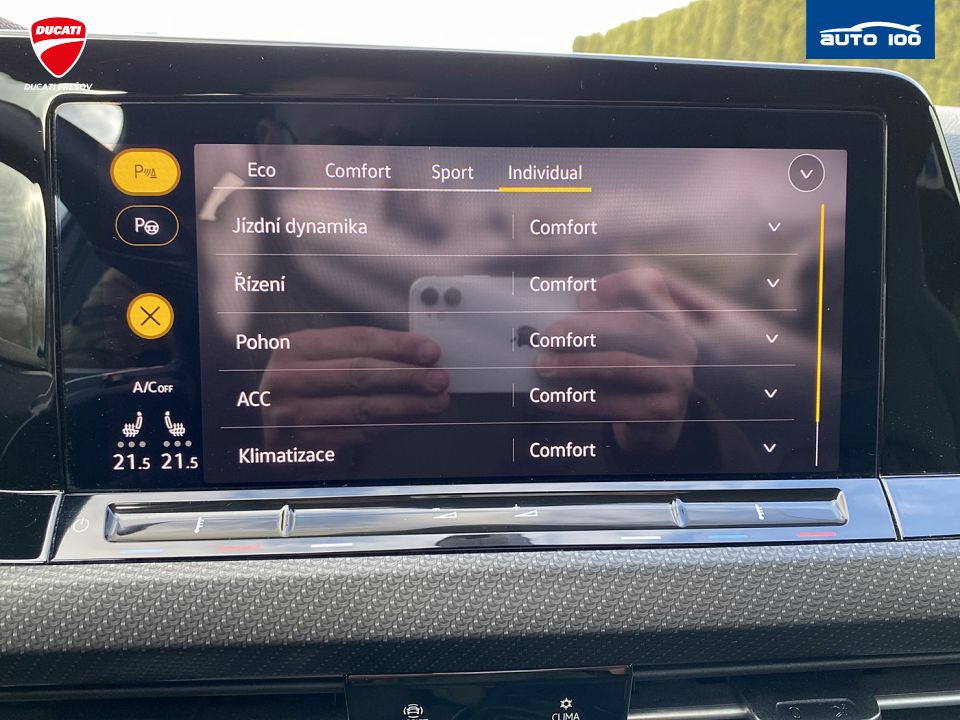 Volkswagen Golf Variant R-Line 2.0 TDI SCR 110kW 7-speed DSG