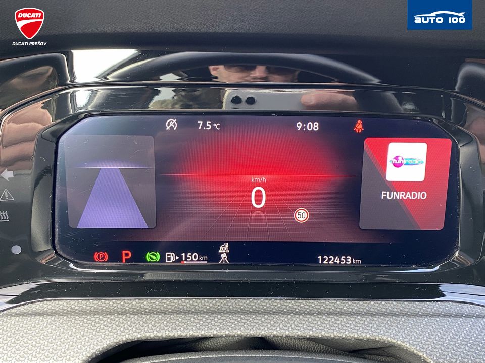 Volkswagen Golf Variant R-Line 2.0 TDI SCR 110kW 7-speed DSG