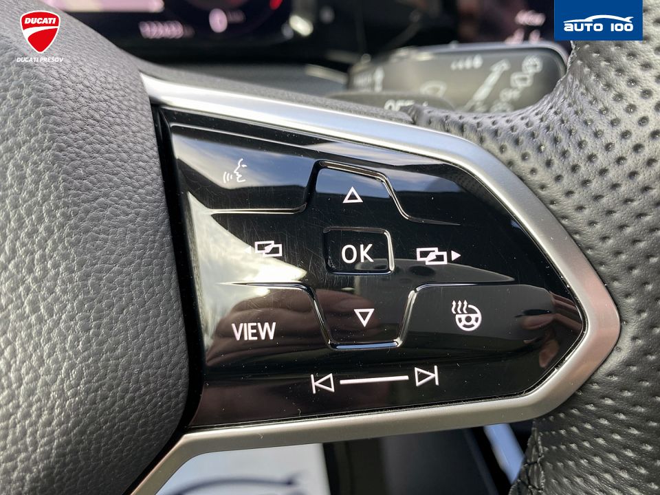 Volkswagen Golf Variant R-Line 2.0 TDI SCR 110kW 7-speed DSG