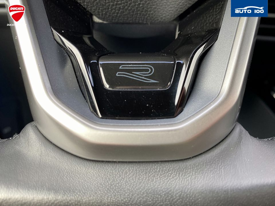 Volkswagen Golf Variant R-Line 2.0 TDI SCR 110kW 7-speed DSG