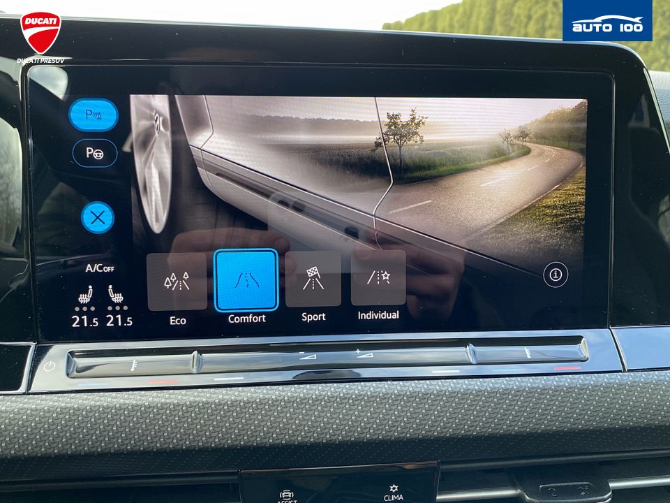 Volkswagen Golf Variant R-Line 2.0 TDI SCR 110kW 7-speed DSG