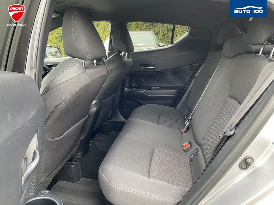 Toyota CH-R 1.8i Hybrid