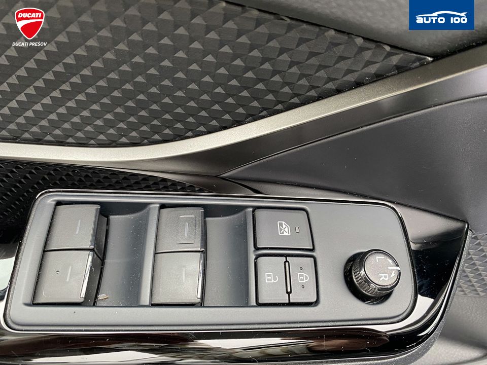 Toyota CH-R 1.8i Hybrid