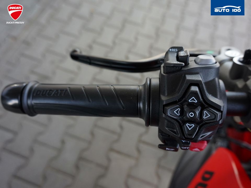 Ducati Monster 896