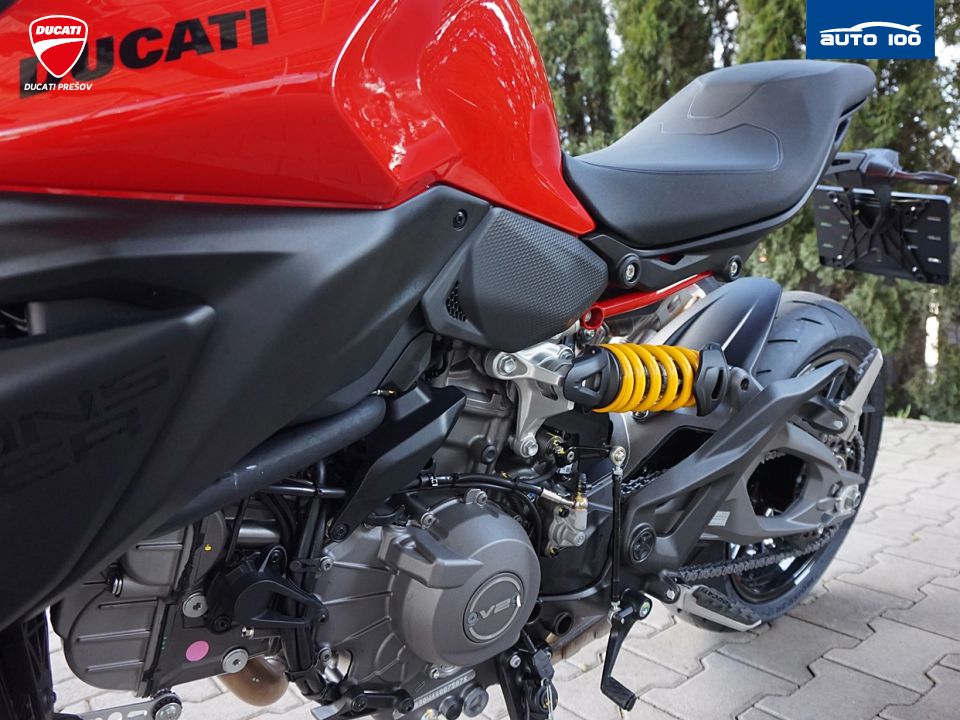 Ducati Monster 896