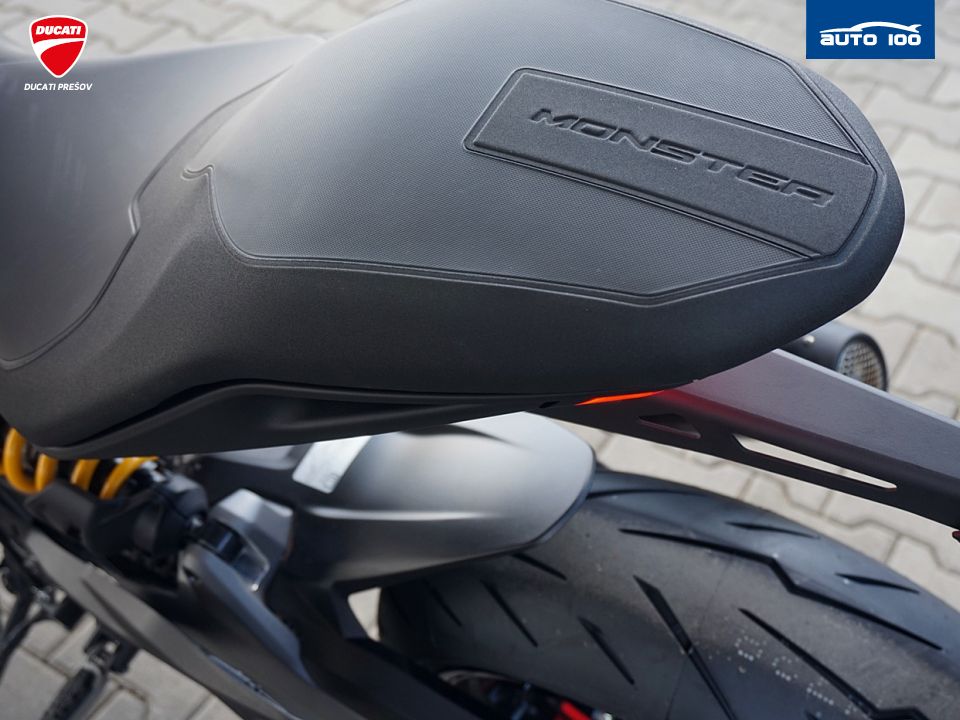 Ducati Monster 896