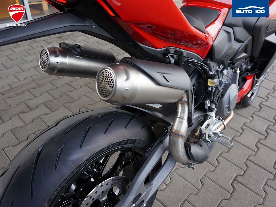 Ducati Streetfighter V2S