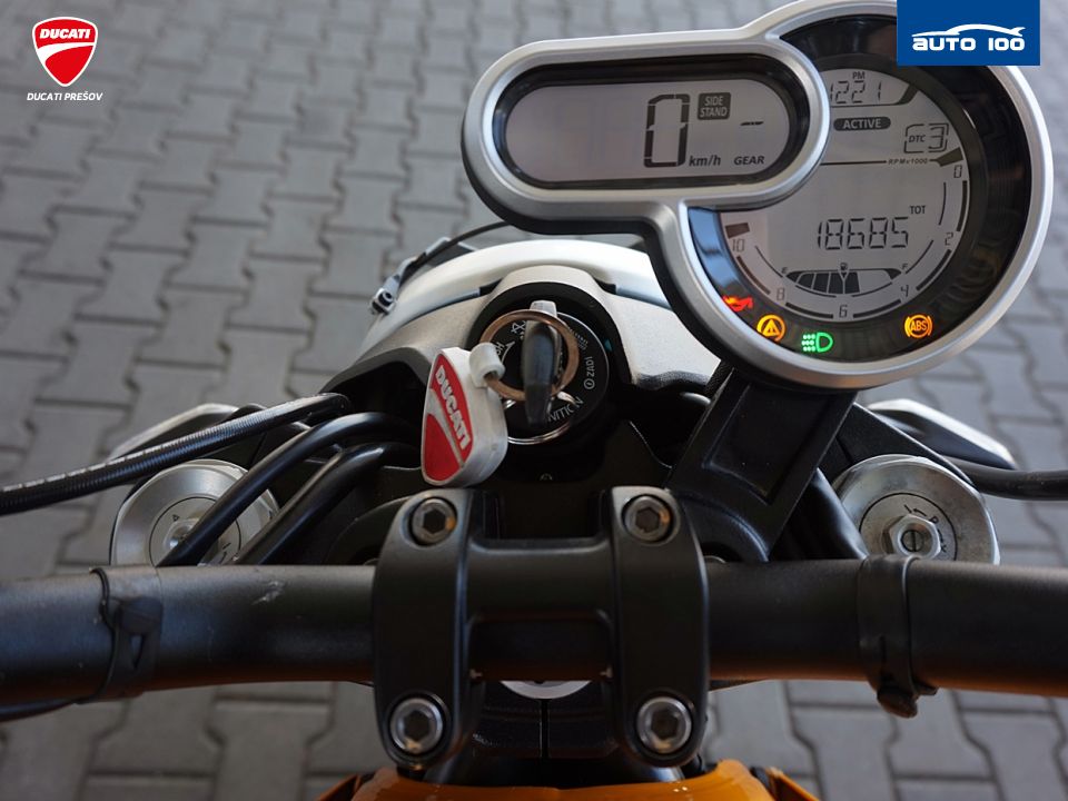 Scrambler 1100 Tribute Pro