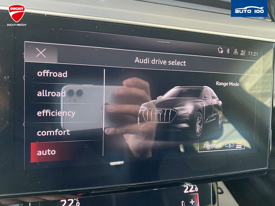 Audi e-tron Sportback S line 230kW quattro 50