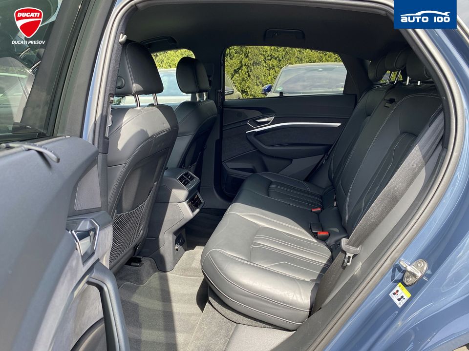 Audi e-tron Sportback S line 230kW quattro 50