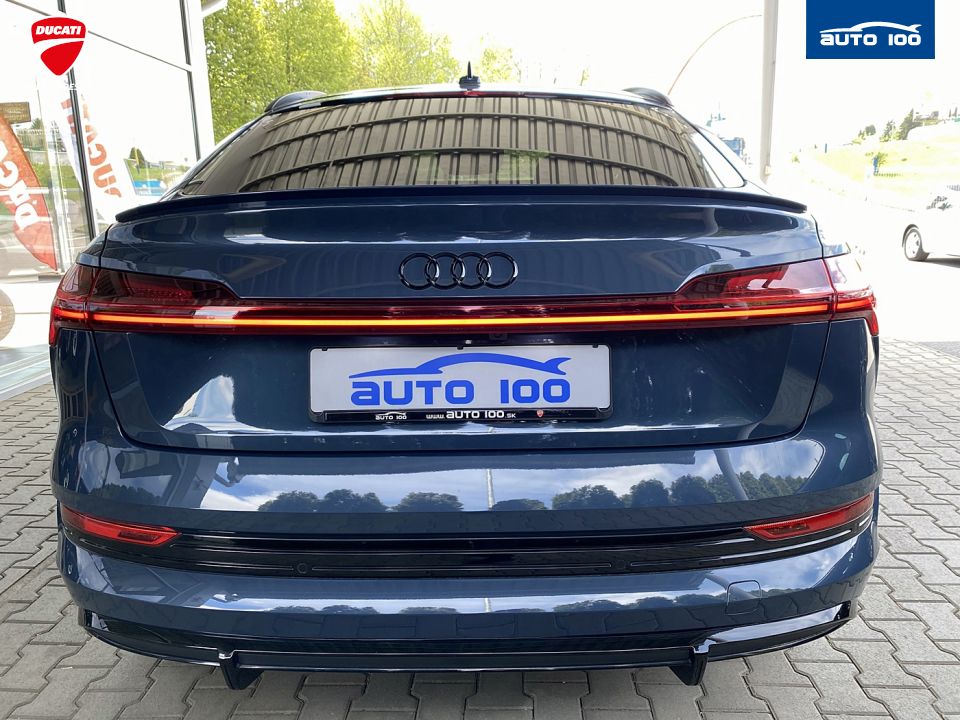 Audi e-tron Sportback S line 230kW quattro 50