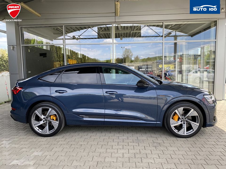 Audi e-tron Sportback S line 230kW quattro 50