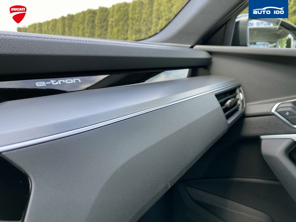 Audi e-tron Sportback S line 230kW quattro 50