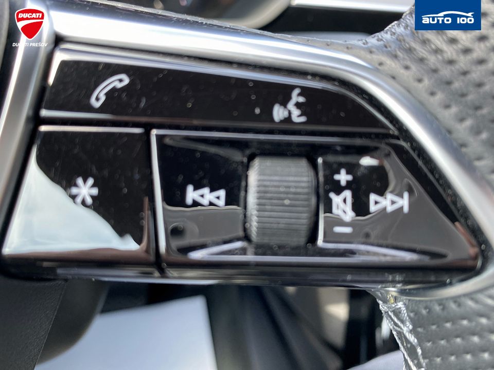 Audi e-tron Sportback S line 230kW quattro 50