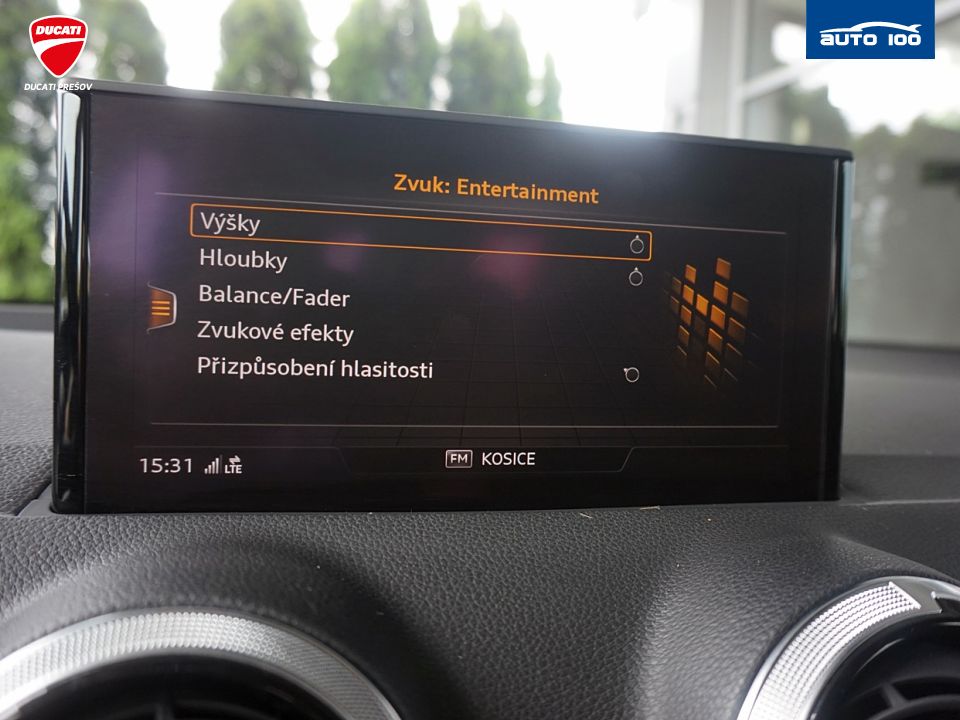 Audi Q2 S line 1.5 35 TFSI 110kW 7-speed S tronic