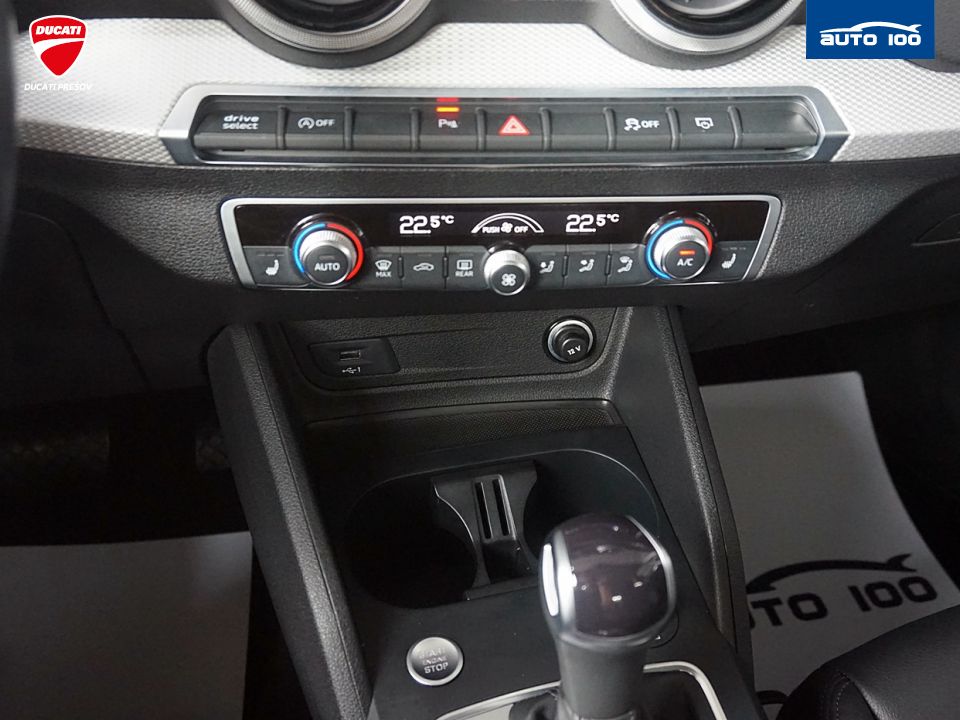 Audi Q2 S line 1.5 35 TFSI 110kW 7-speed S tronic
