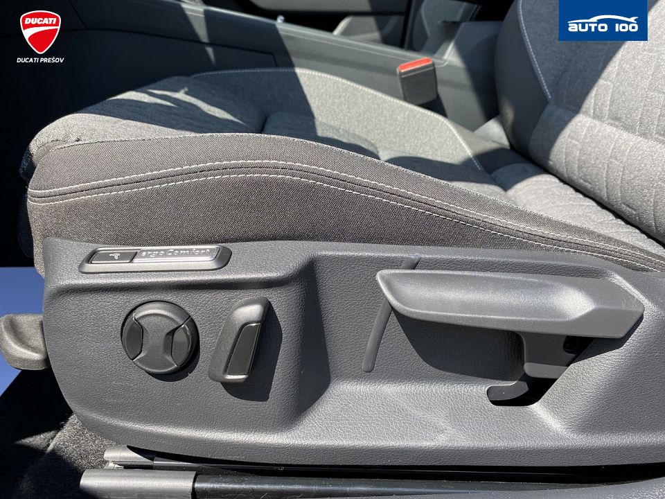 Volkswagen Passat Variant Business 2.0 TDI SCR 110kW 7-DSG