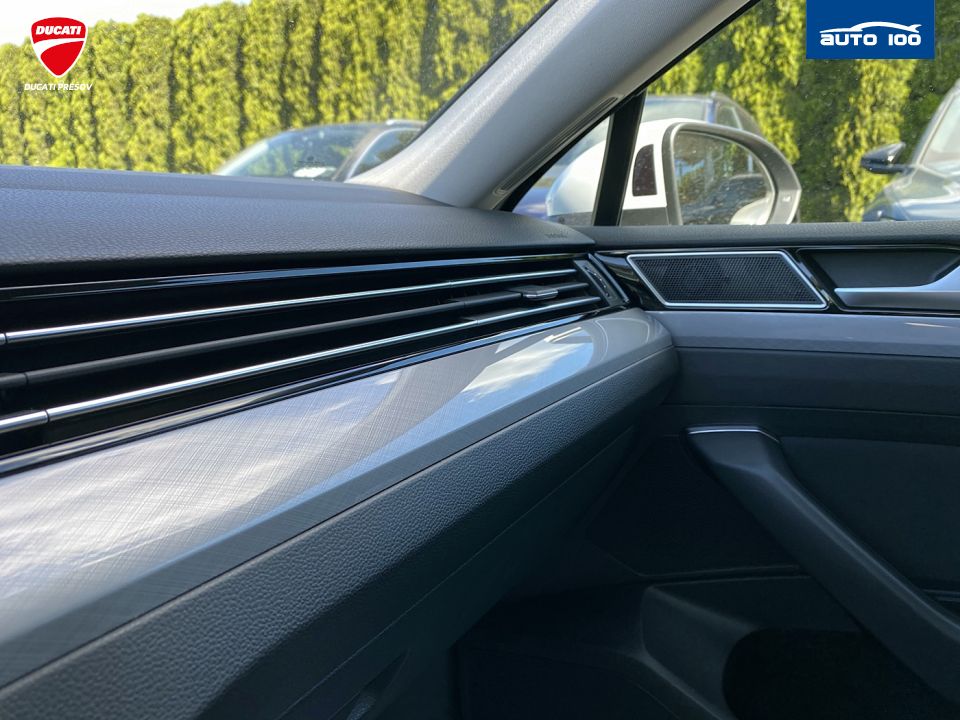 Volkswagen Passat Variant Business 2.0 TDI SCR 110kW 7- DSG