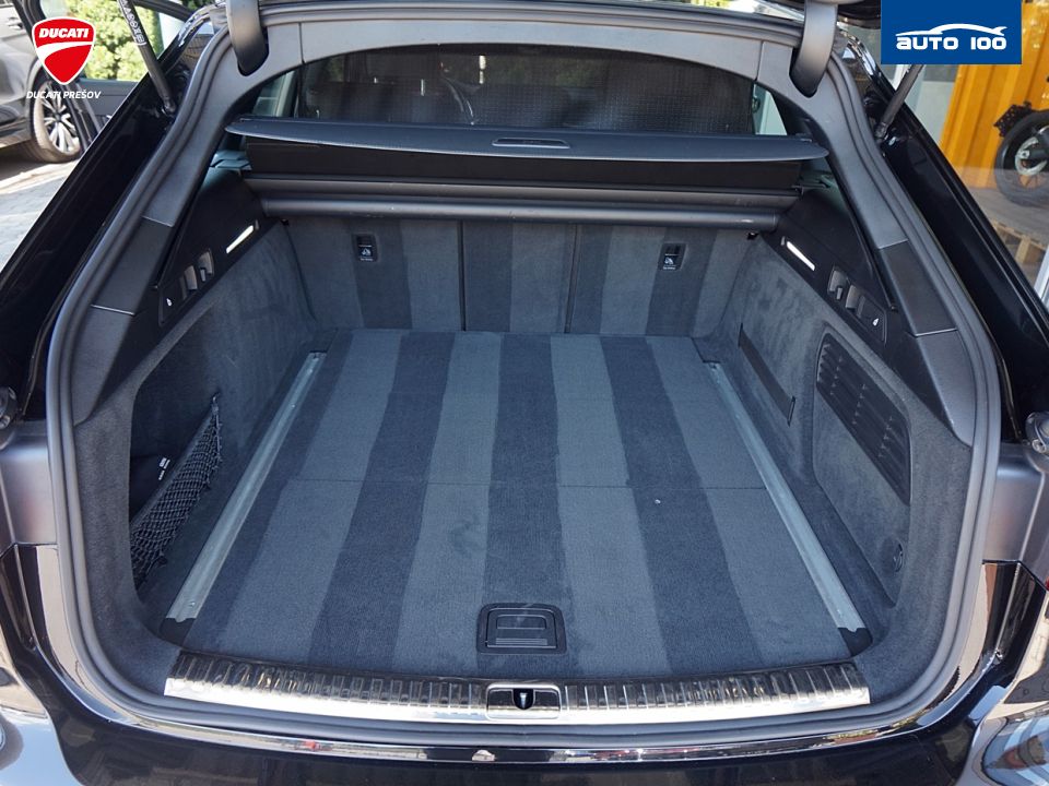 Audi  A6 Avant design quattro 40 electric/TDI 150kW 7- S tronic