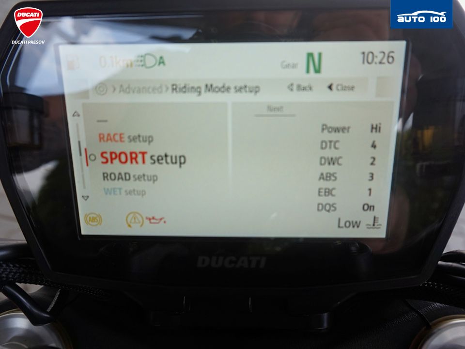 Ducati Hypermotard V2 RED