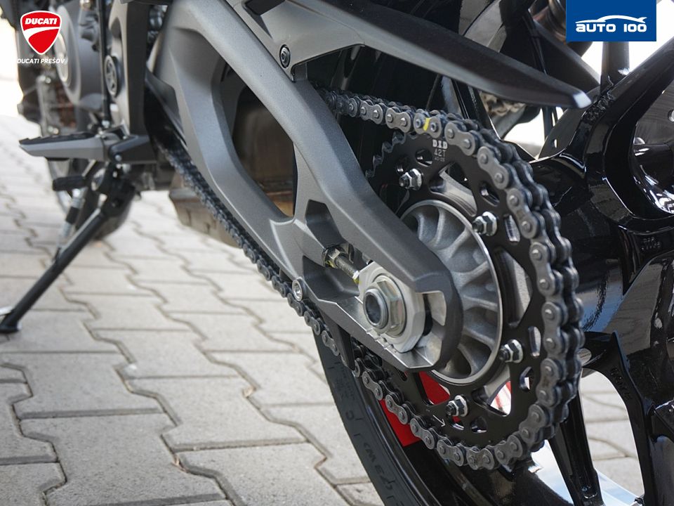 Ducati Monster 896
