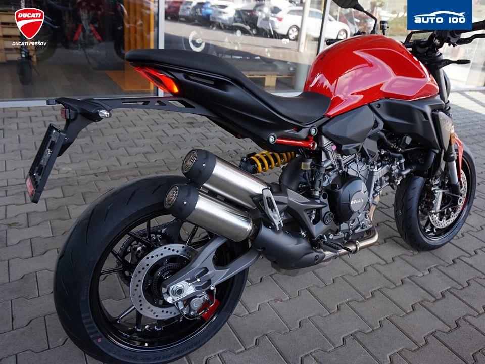 Ducati Monster 896