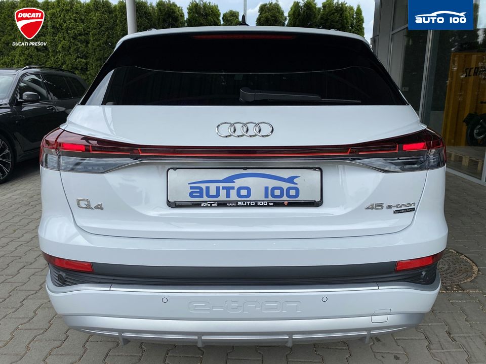 Audi Q4 e-tron 45 quattro  195kW
